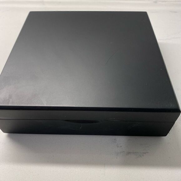 Wine Kit Lacquer Gift Box Set-4 Pieces: Corkscrew, Aerator, Stopper, Drip Collar - Picture 3 of 3